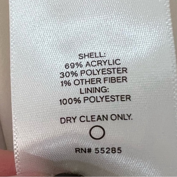 Express Tweed Mini Skirt in Cream and Black with Gold Buttons in Size 12 - Picture 8 of 10